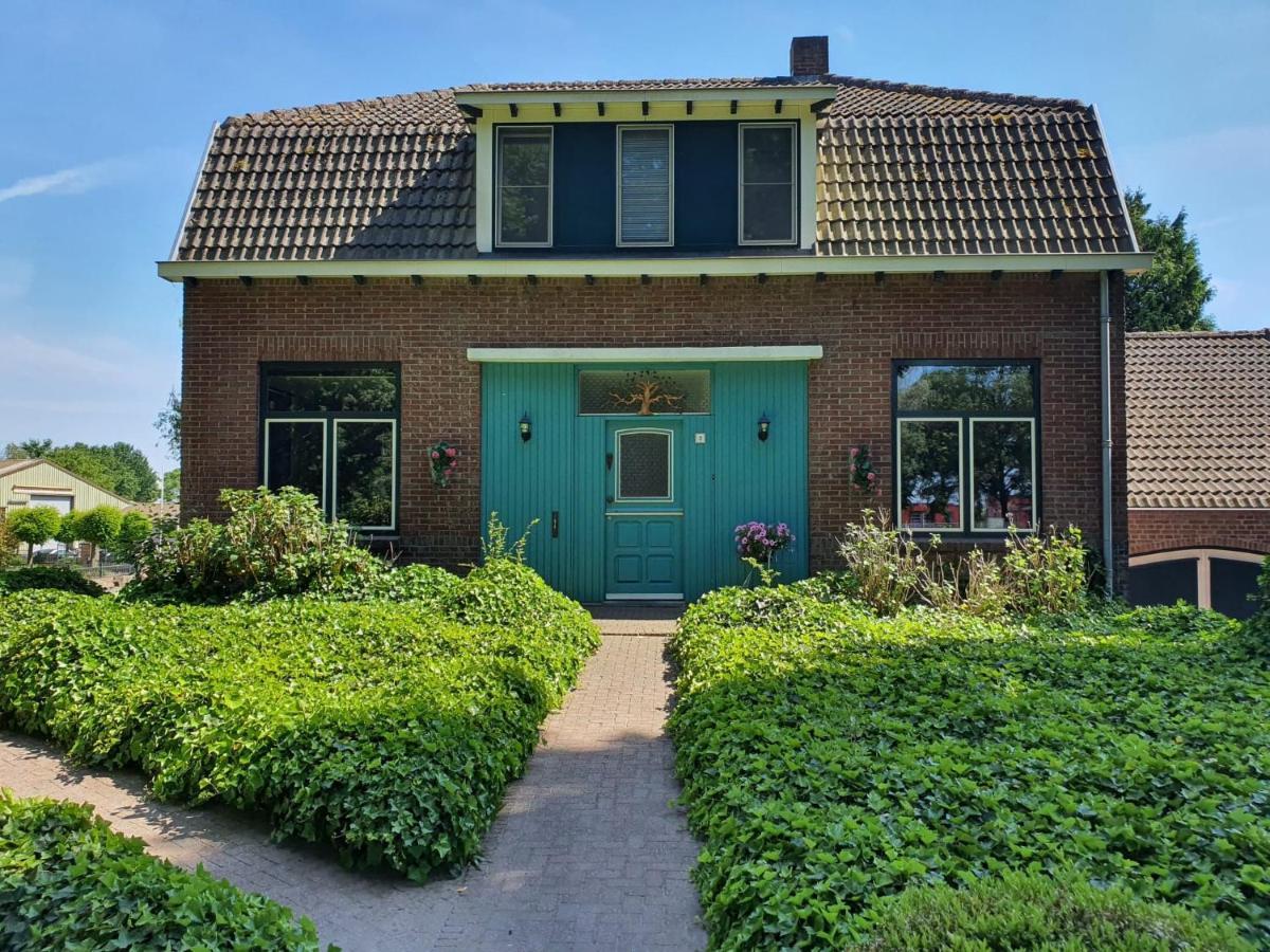 De Vliegende Vlinder Bed & Breakfast Nederweert Exterior photo